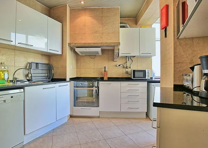 Admiral 2 By Interhome * Lissabon