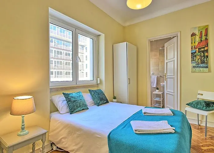 Admiral 2 By Interhome * Лиссабон